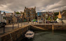 The Stromness Hotel by Paymán Club